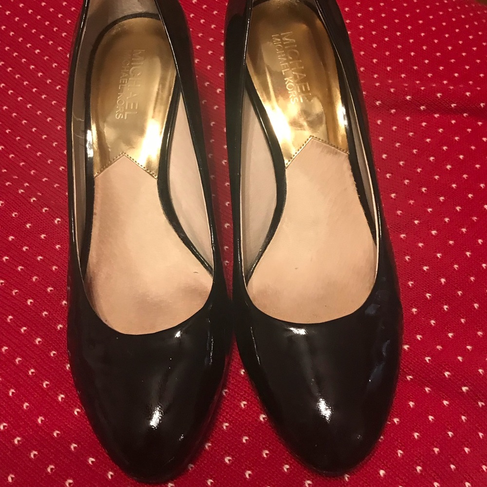 Michael Kors Patent Pumps